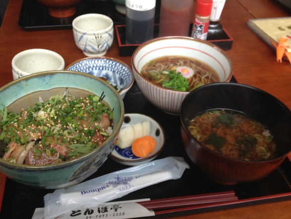 「とんぼ亭」のおらが丼